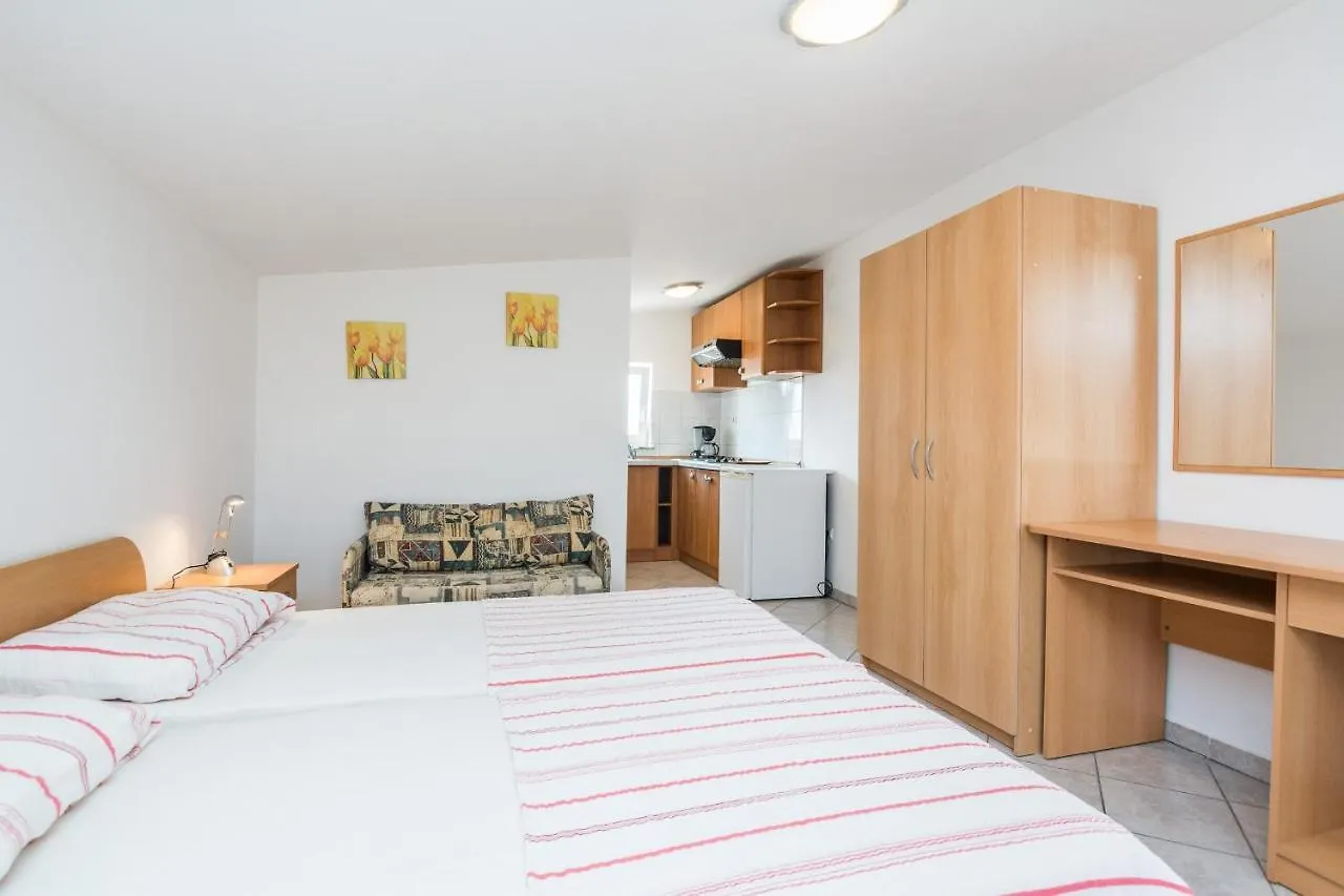 Apartments Delic/Pejic Vir