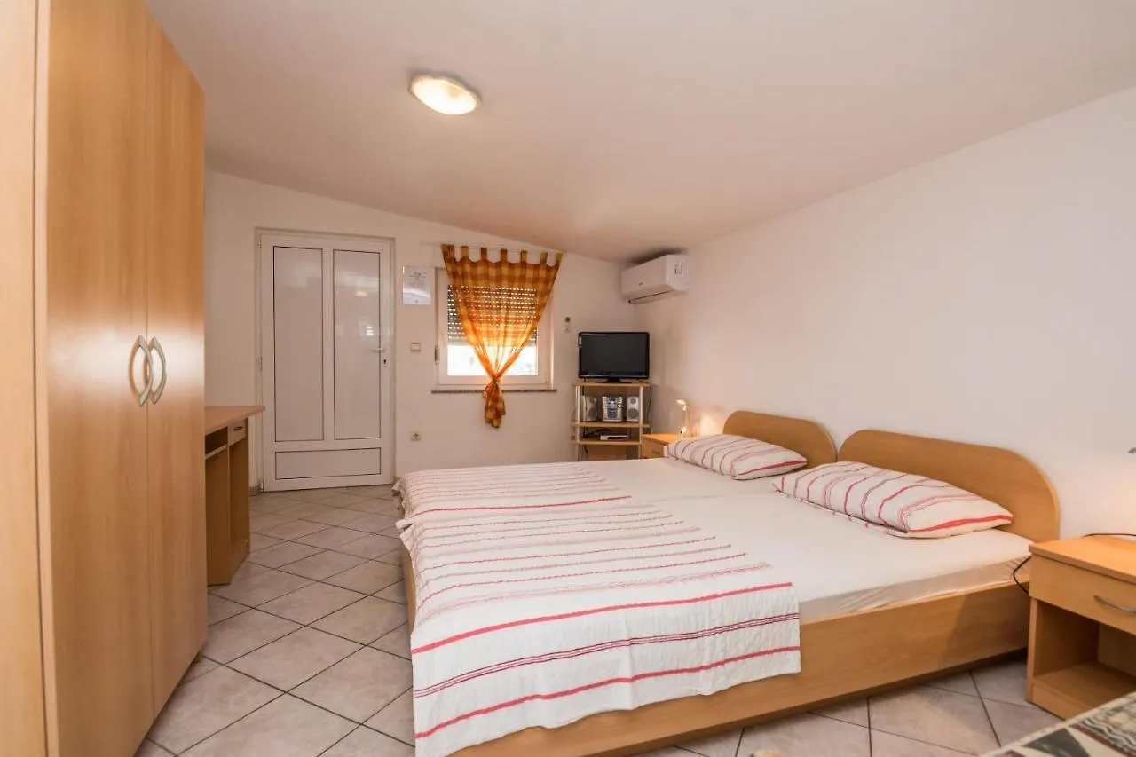 Apartments Delic/Pejic Vir 0*,  Chorvatsko