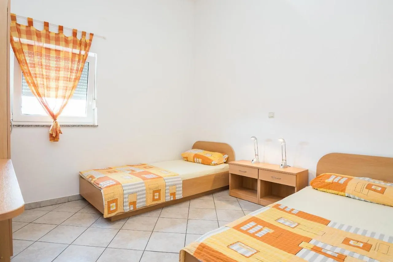 Apartments Delic/Pejic Vir 0*,