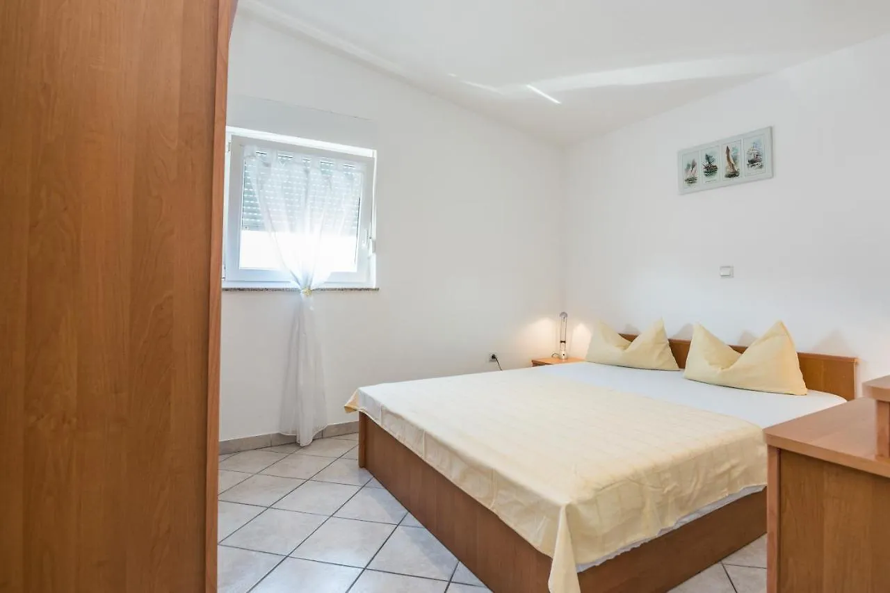 Apartments Delic/Pejic Vir